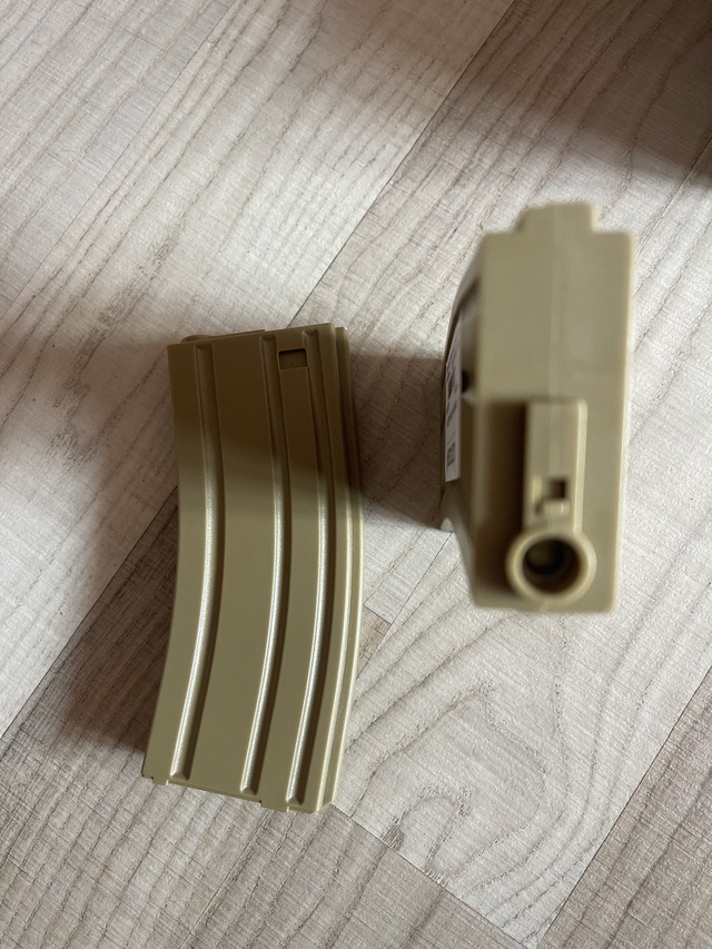 A real photo din Incarcator mid-cap M4 140 bile ASG Tan by Stefan (1)
