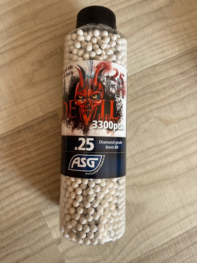 A real photo din Bidon bile ASG Blaster Devil 0.25g 3300 buc by Stefan (3)