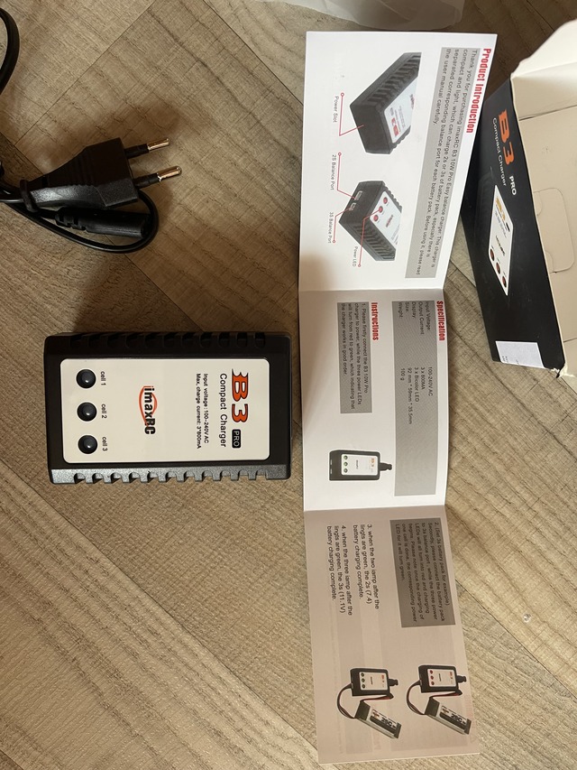 A real photo of Alimentator B3 10W LiPo IMAX by Stefan (5)