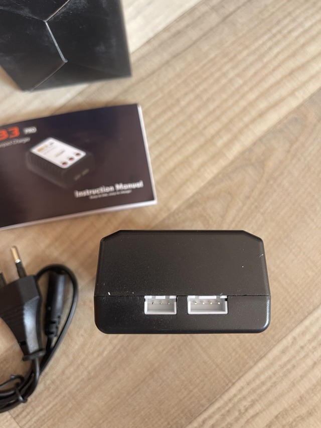 A real photo of Alimentator B3 10W LiPo IMAX by Stefan (2)