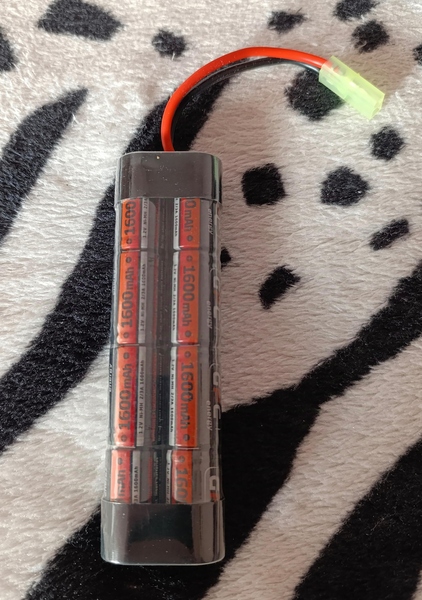 A real photo of Acumulator NiMH 9.6V 1600mAh GFC by Mihai Ghinescu (5)