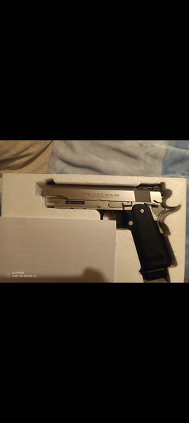 A real photo din Replica pistol electric Hi-Capa 5.1 Silver Tokyo Marui by Moldovan (1)