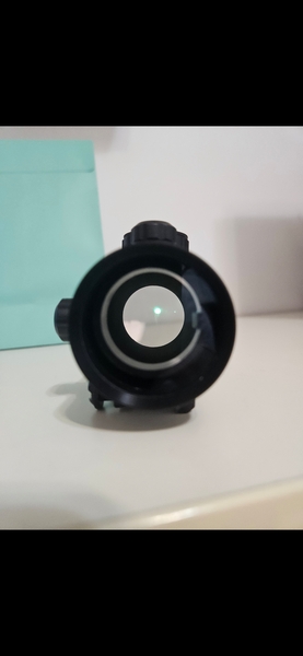 A real photo of Red Dot 1x40 Reflex sight Theta Optics by Petru (2)