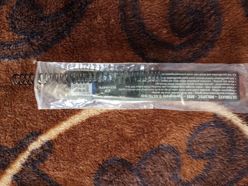 A real photo of Upgrade Spring for AEG M95 Ultimate ASG Blue by Simi (5)