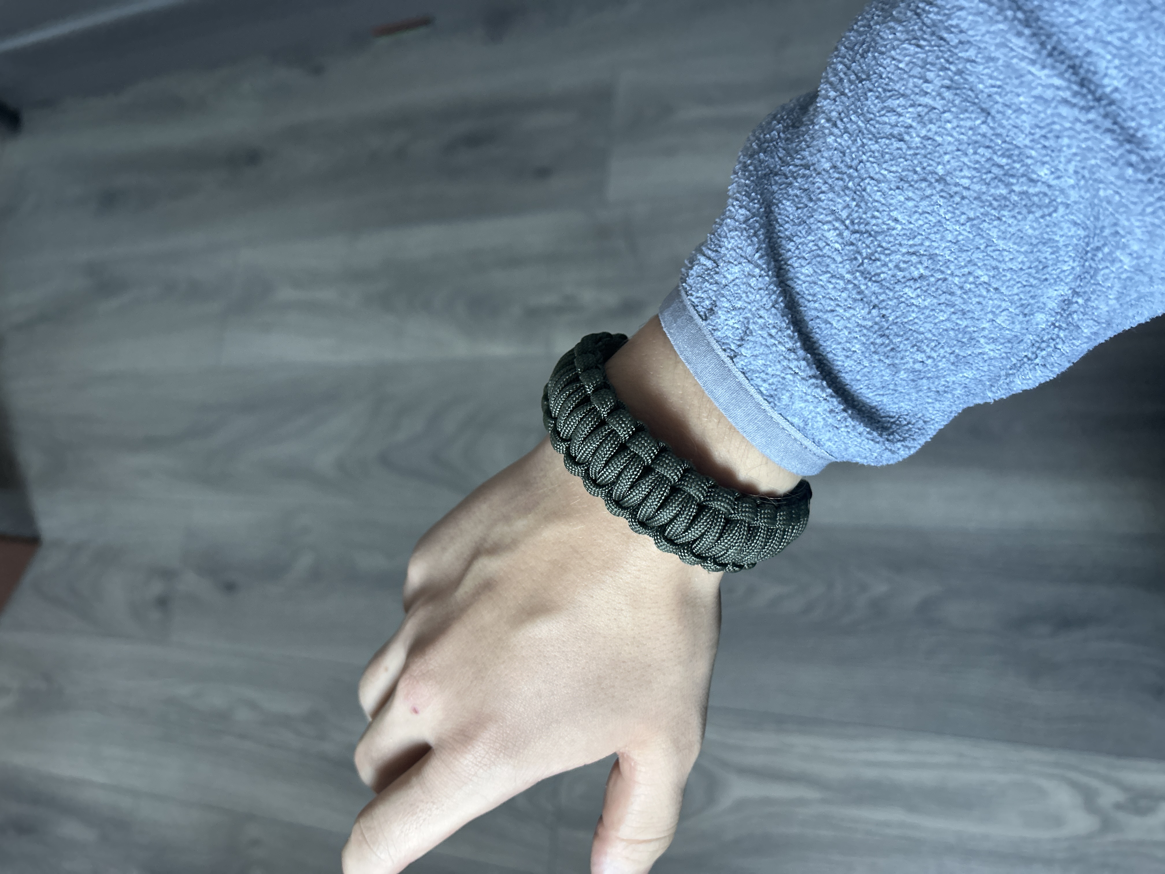 A real photo of Bratara Paracord Invader Gear OD by Japan (1)