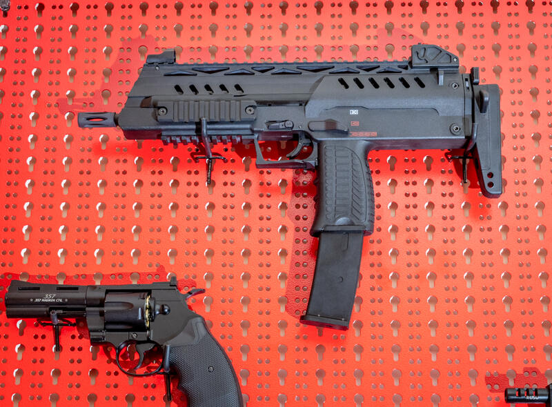 A real photo of STTi-WE SMG8 GBB Gas Submachine gun by Soldat (2)