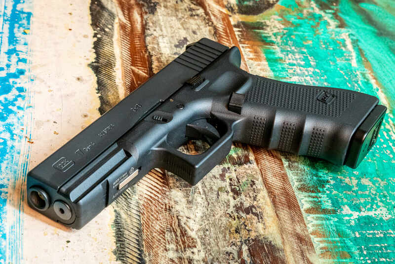A real photo din Replica pistol Glock 17 Gen 4 Metal GBB CO2 Umarex by "Soldat" (2)