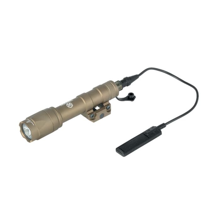 Tactical Flashlight V600 DARK EARTH WADSN