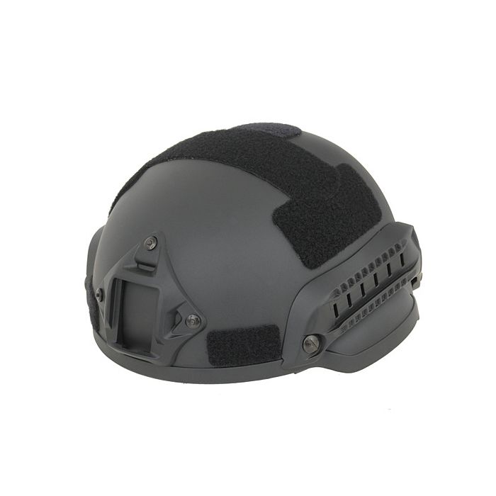 Helmet Ultra Light MID 8Fields Black