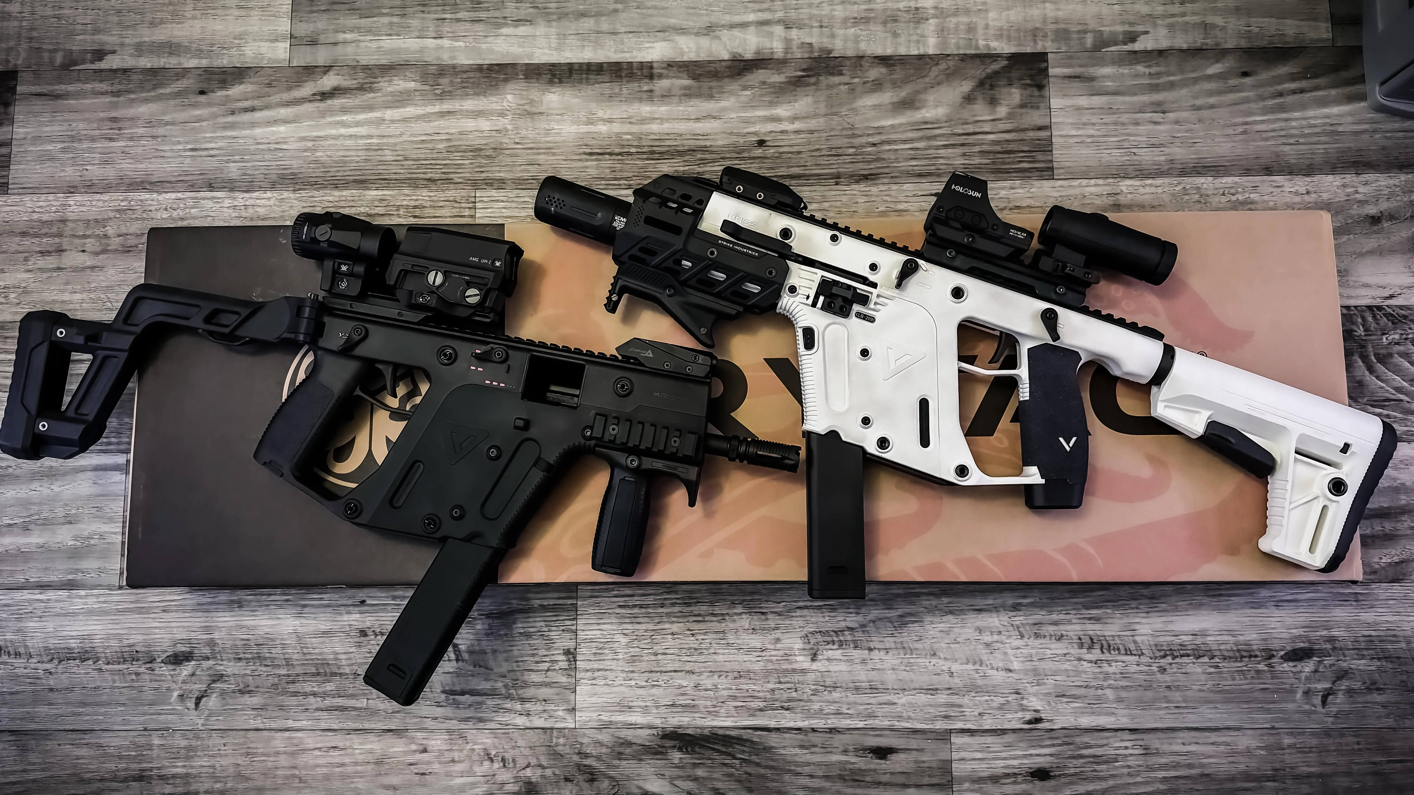 The Gbb version (left) or the AEG version (right), kriss vector krytac